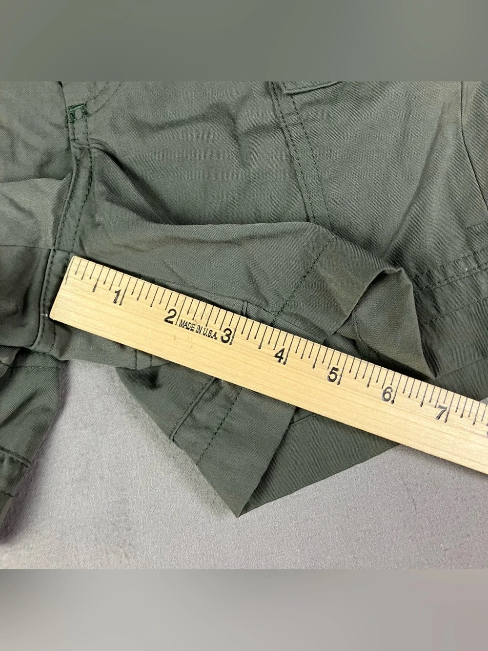 Vintage L.L. Bean Hiking Trail Cargo Shorts Men’s Size 36 Elastic Waist Green